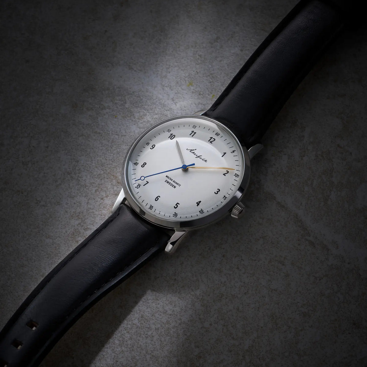 Mecha Quartz Silver, Silk White