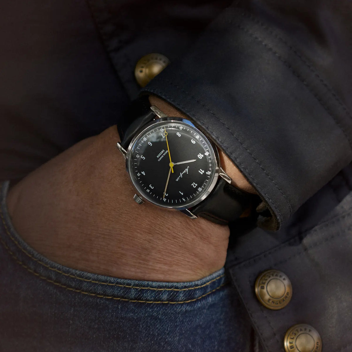 Mecha Quartz Silver, Silk Black